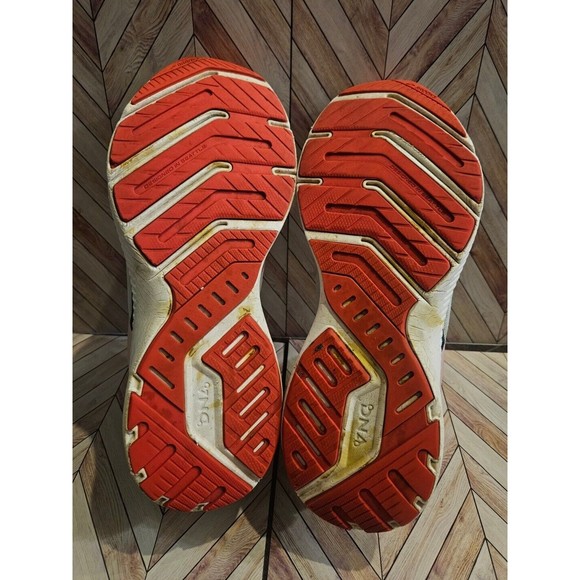 Brooks launch 8 womens size 10 shoes White With Orange athletic running sneakers - Picture 12 of 16